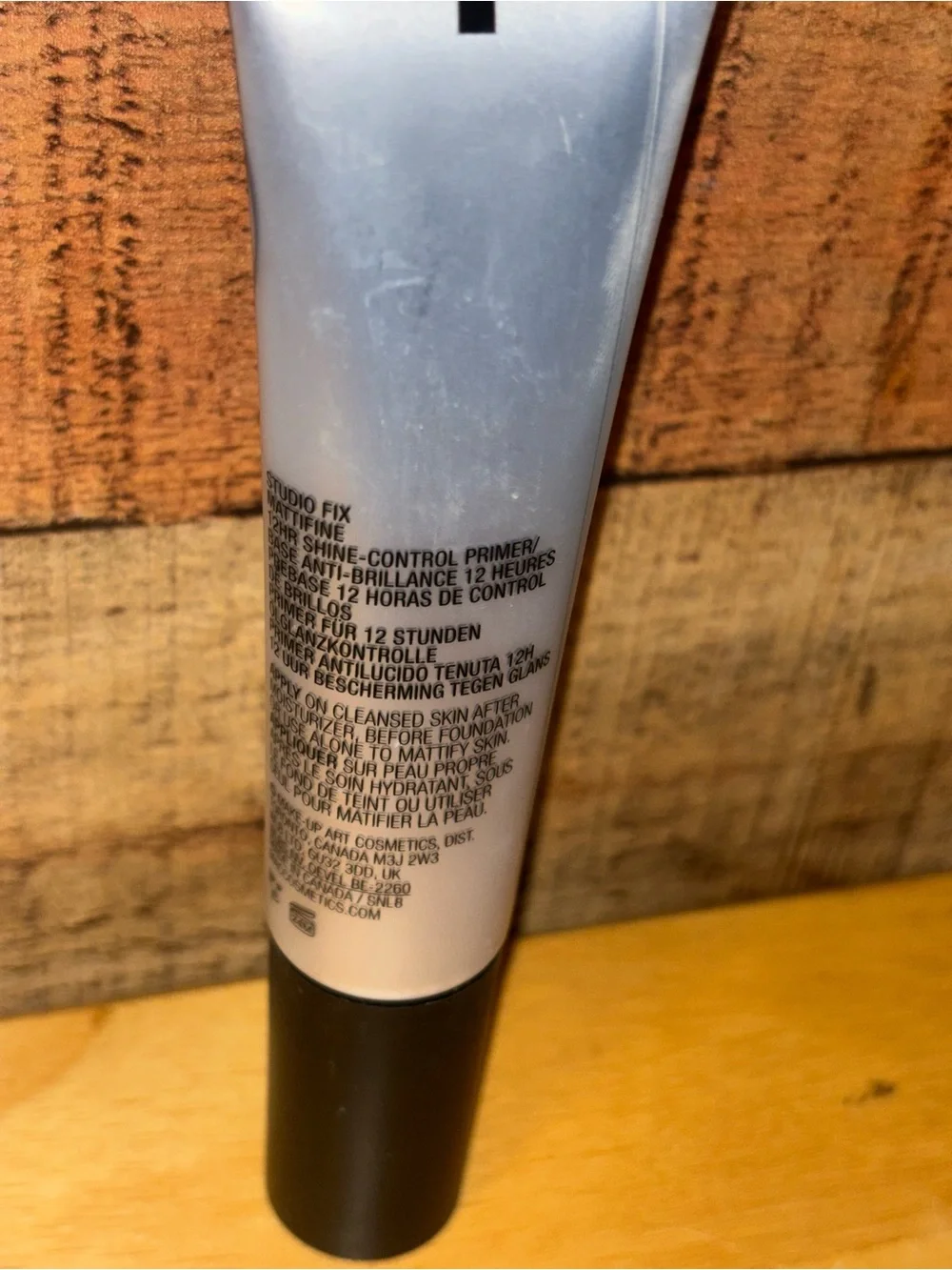 MAC Studio Fix Mattifine 12HR Shine-Control Primer